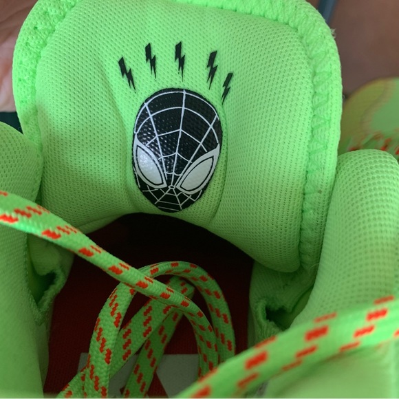 Adidas D.O.N. Issue 2 Glow Mint - Picture 6 of 9